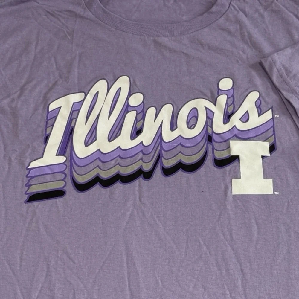Illinois Illini Purple T-Shirt Size‎ Small NWOT